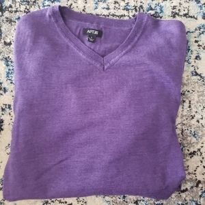 Men's Apt 9 V neck sweaters